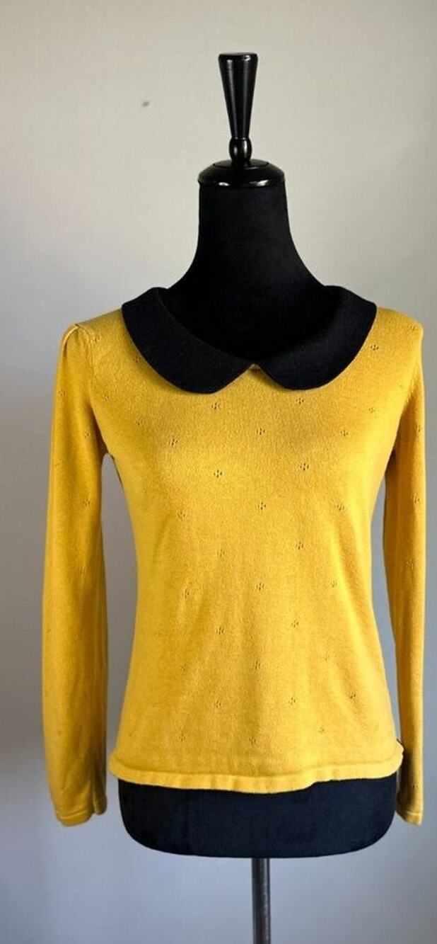 YUMI Yellow Peter Pan Collar Long Sleeve Sweater Size 8/10